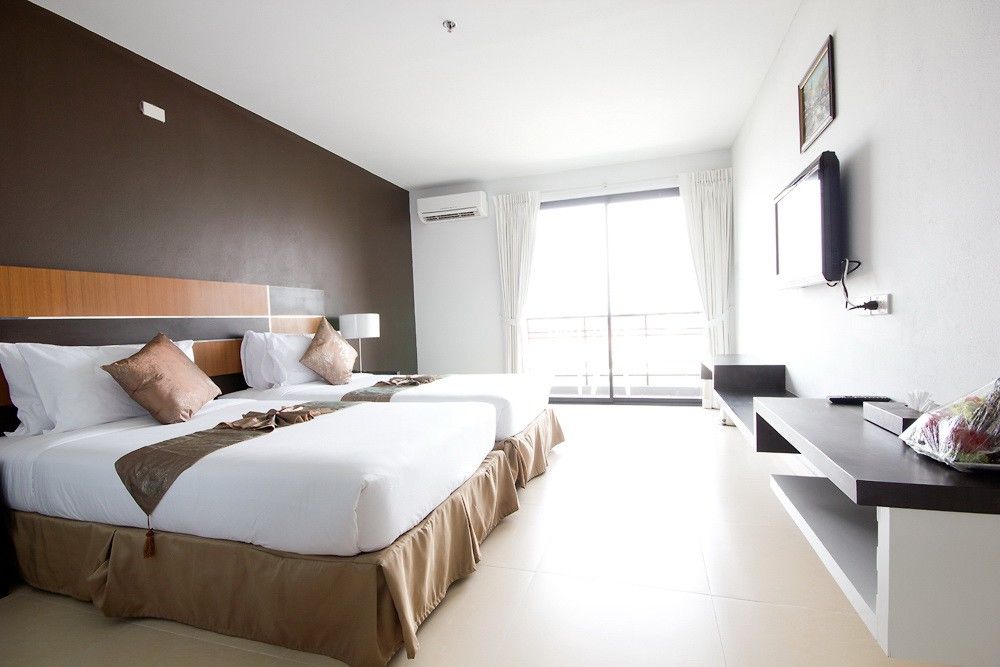 โว้คพัทยา โรงแรม 4*