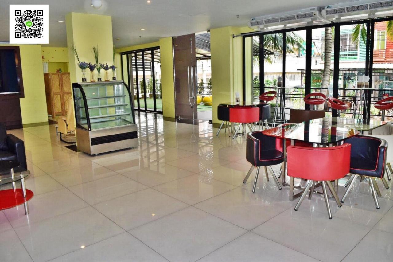 โรงแรม โว้คพัทยา 4*